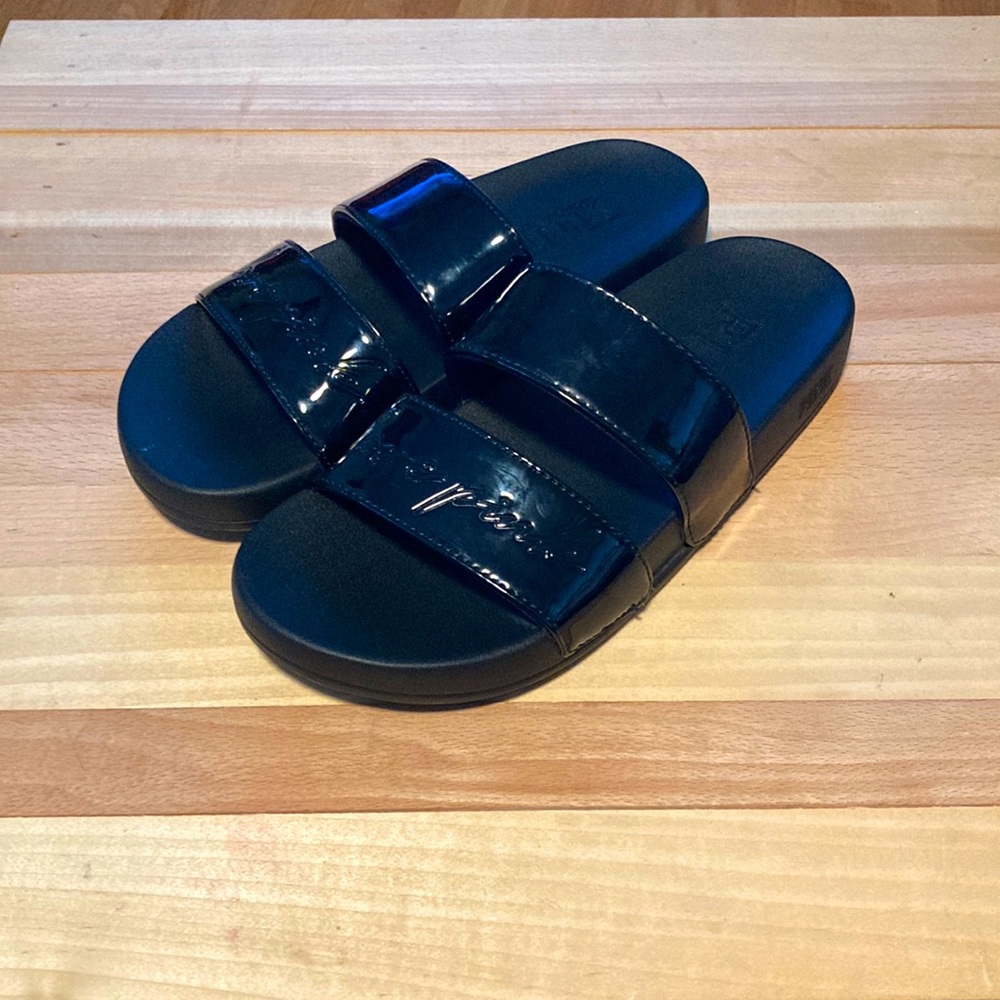 Pink Women’s slides size 6